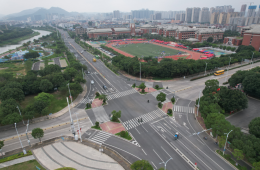 為什么不能實(shí)現(xiàn)全市統(tǒng)一路口的放行方式？