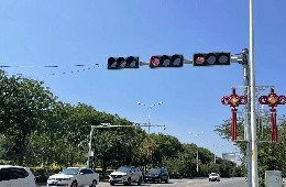 數(shù)據(jù)驅(qū)動(dòng)，AI決策：新一代智能交通信號(hào)優(yōu)化之路